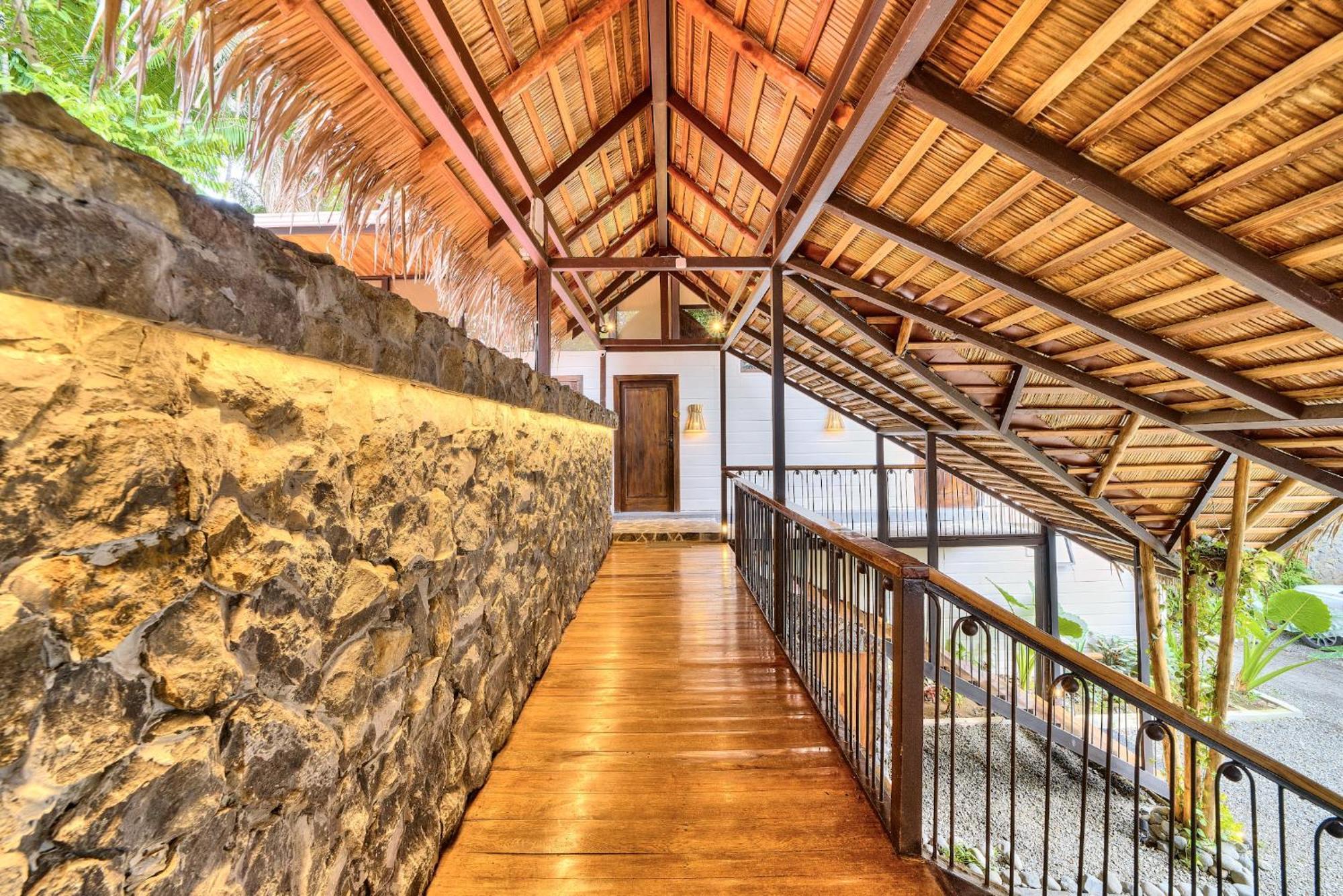 Conga Boutique Hotel Puerto Viejo de Talamanca Buitenkant foto