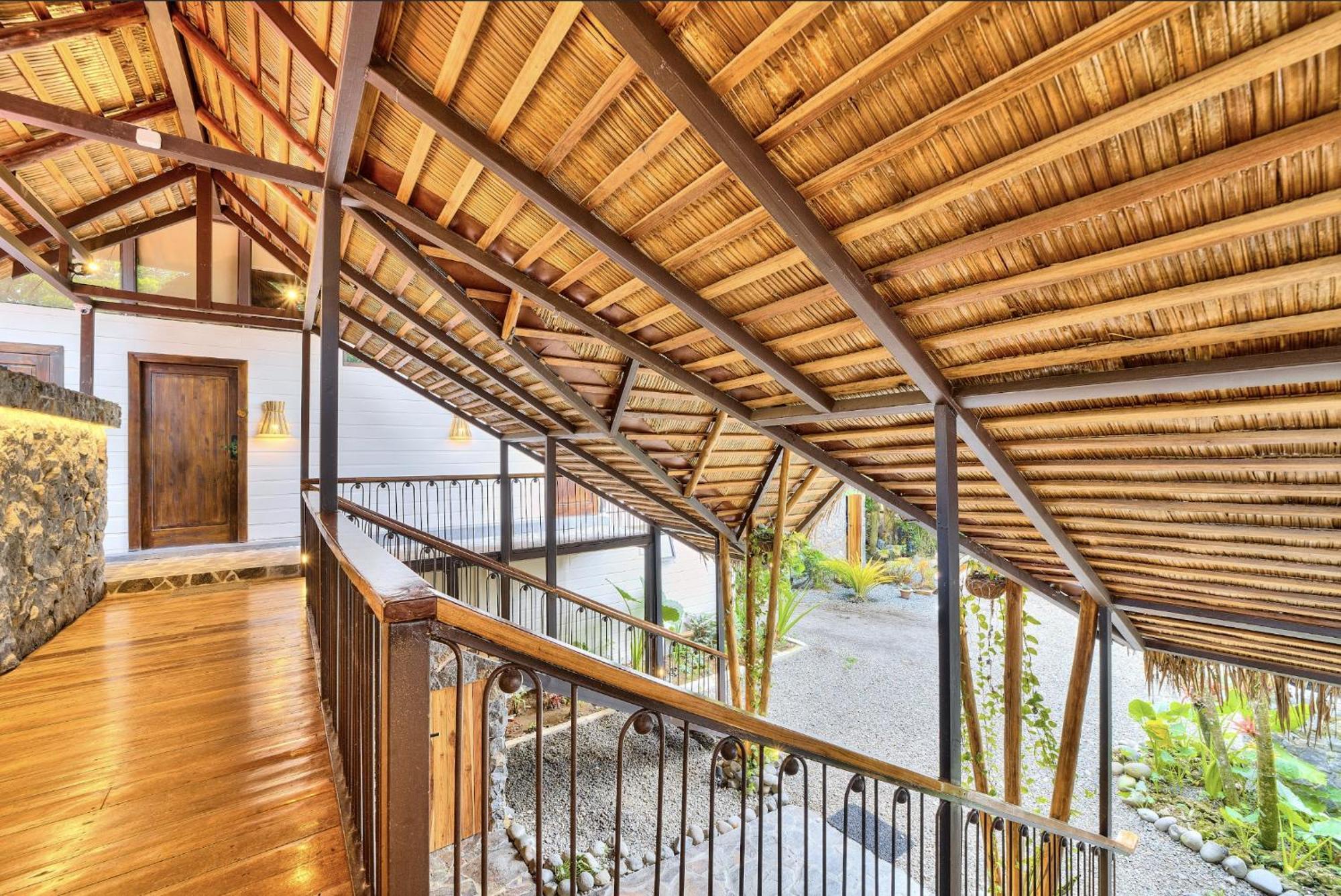Conga Boutique Hotel Puerto Viejo de Talamanca Buitenkant foto