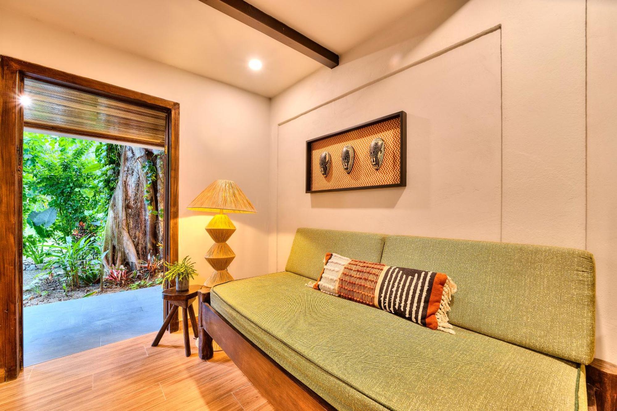 Conga Boutique Hotel Puerto Viejo de Talamanca Buitenkant foto