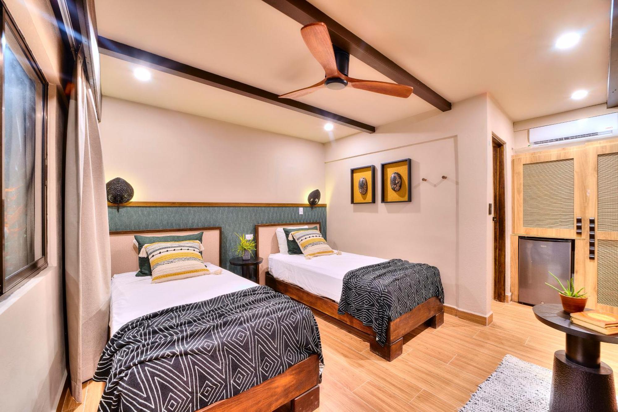 Conga Boutique Hotel Puerto Viejo de Talamanca Buitenkant foto