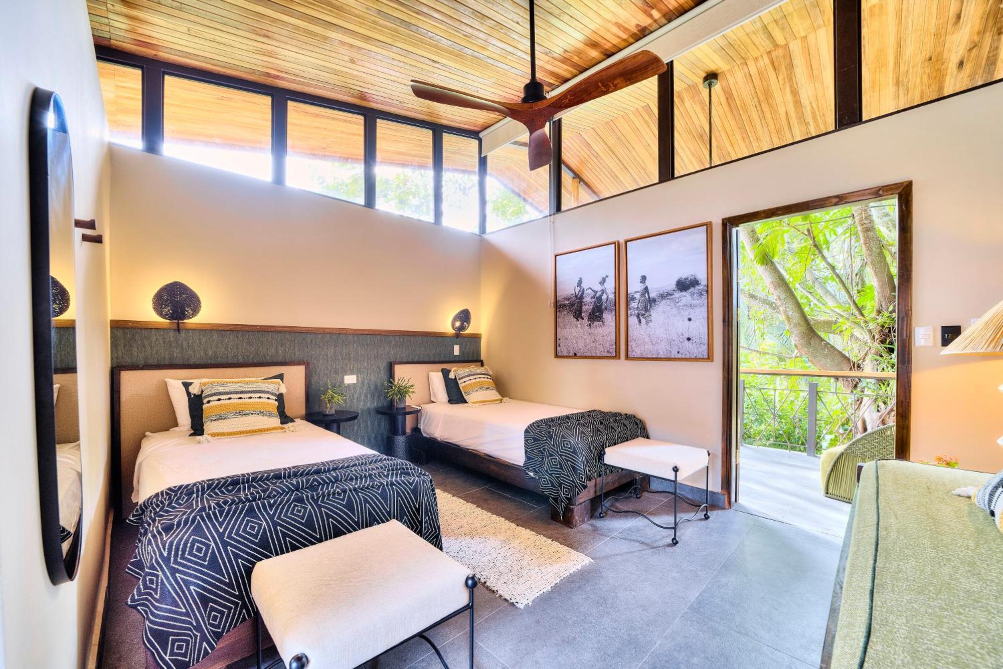 Conga Boutique Hotel Puerto Viejo de Talamanca Buitenkant foto
